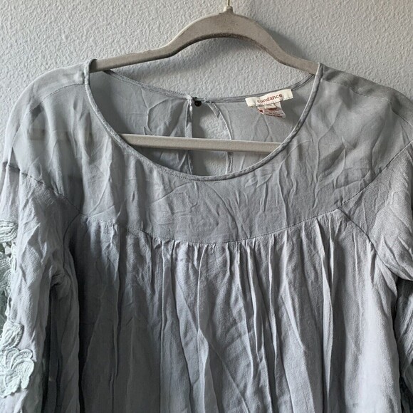 Sundance Womens Size XS Gray Crochet Sleeves Blouse Top - Picture 2 of 6